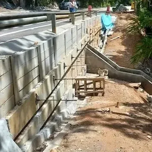 Imagem ilustrativa de Projeto de muros de contenção em Canoas