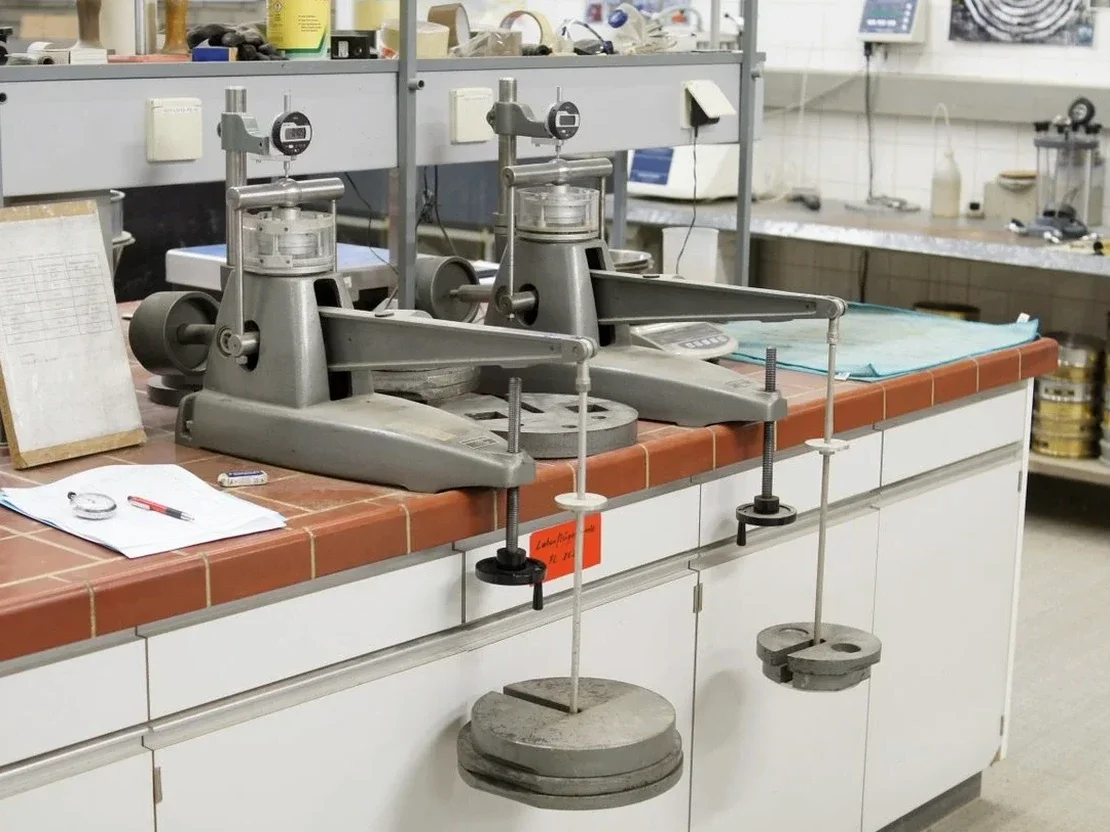 Imagem ilustrativa de Ensaio de permeabilidade em laboratório (carga variável/constante) em Canoas